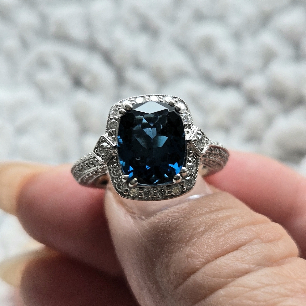 London Blue Topaz/Diamond Ring-Rare Bailey, Banks & Biddle Original